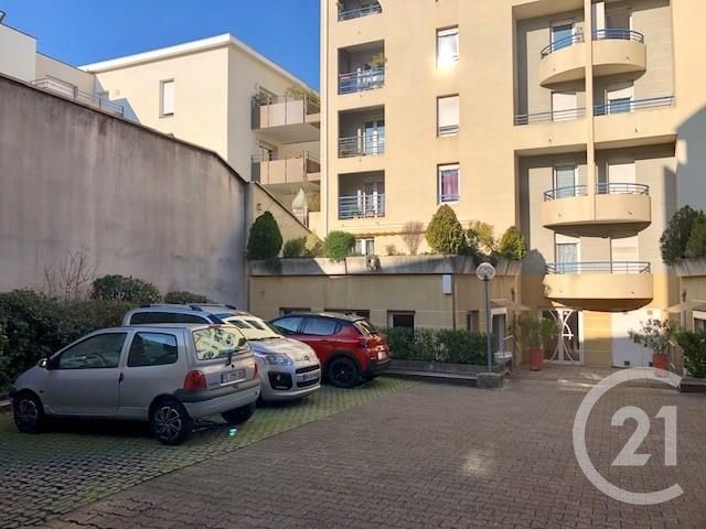Appartement F1 à louer - 1 pièce - 33.9 m2 - OULLINS - 69 - RHONE-ALPES - Century 21 Grande Rue Appartement F1 à louer - 1 pièce - 33.9 m2 - OULLINS - 69 - RHONE-ALPES - Century 21 Grande Rue