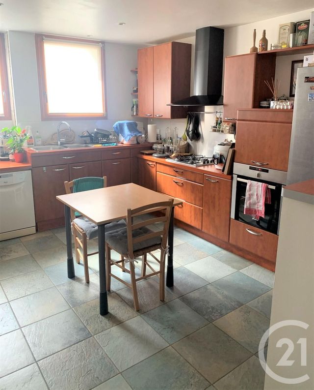 appartement à louer - 5 pièces - 150.0 m2 - ST GENIS LAVAL - 69 - RHONE-ALPES - Century 21 Grande Rue appartement à louer - 5 pièces - 150.0 m2 - ST GENIS LAVAL - 69 - RHONE-ALPES - Century 21 Grande Rue