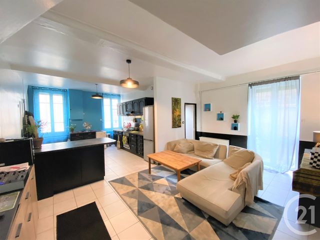 Appartement F3 à louer - 3 pièces - 72.0 m2 - PIERRE BENITE - 69 - RHONE-ALPES - Century 21 Grande Rue Appartement F3 à louer - 3 pièces - 72.0 m2 - PIERRE BENITE - 69 - RHONE-ALPES - Century 21 Grande Rue