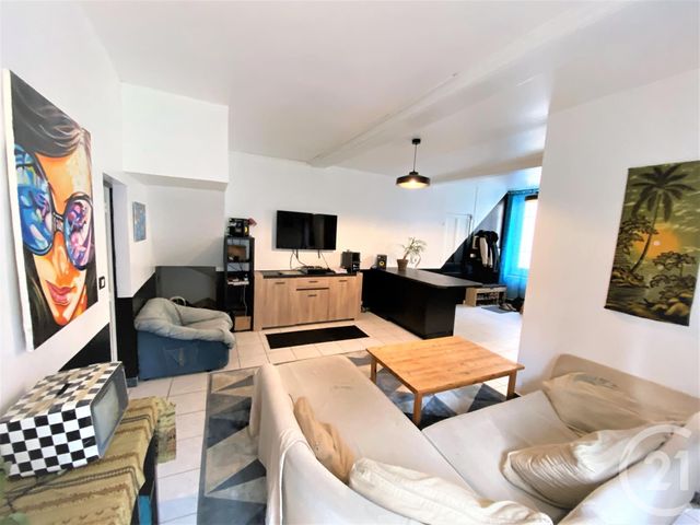 Appartement F3 à louer - 3 pièces - 72.0 m2 - PIERRE BENITE - 69 - RHONE-ALPES - Century 21 Grande Rue Appartement F3 à louer - 3 pièces - 72.0 m2 - PIERRE BENITE - 69 - RHONE-ALPES - Century 21 Grande Rue