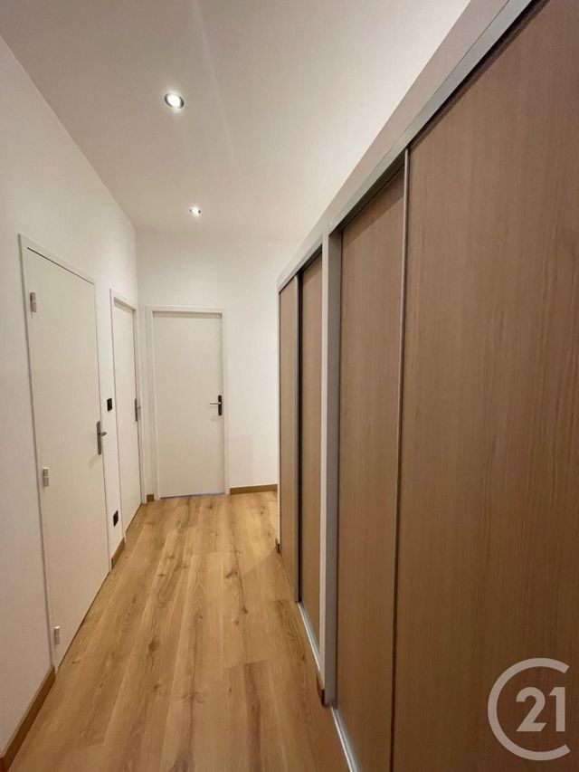 Appartement T3 à vendre - 3 pièces - 53.1 m2 - OULLINS - 69 - RHONE-ALPES - Century 21 Grande Rue