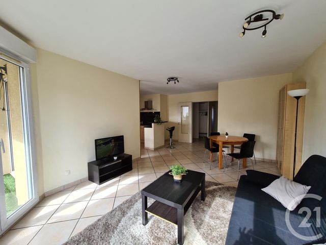 Appartement F3 à louer - 3 pièces - 77.2 m2 - VILLEURBANNE - 69 - RHONE-ALPES - Century 21 Grande Rue