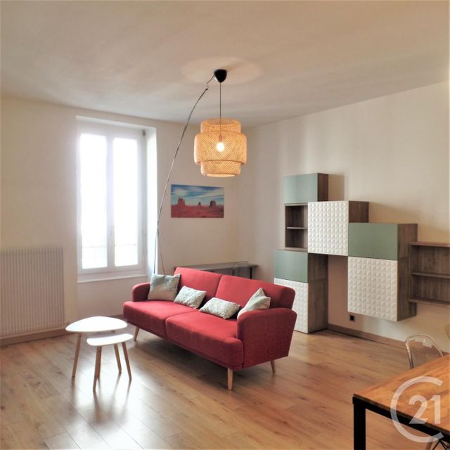 Appartement F2 à louer - 3 pièces - 62.4 m2 - VILLEURBANNE - 69 - RHONE-ALPES - Century 21 Grande Rue