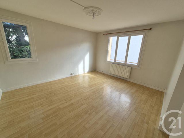 Appartement T3 à vendre - 3 pièces - 52.64 m2 - VILLEURBANNE - 69 - RHONE-ALPES - Century 21 Grande Rue
