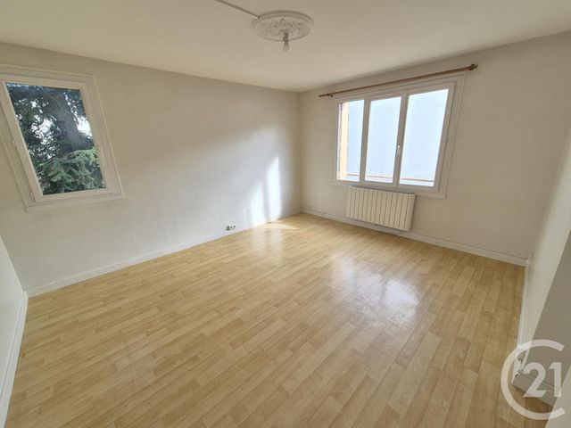 Appartement T3 à vendre - 3 pièces - 52.64 m2 - VILLEURBANNE - 69 - RHONE-ALPES - Century 21 Grande Rue