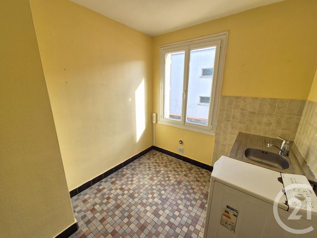 Appartement T3 à vendre - 3 pièces - 52.64 m2 - VILLEURBANNE - 69 - RHONE-ALPES - Century 21 Grande Rue