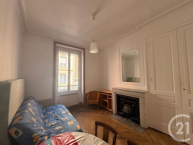 Appartement F2 à vendre - 2 pièces - 36.59 m2 - VILLEURBANNE - 69 - RHONE-ALPES - Century 21 Grande Rue