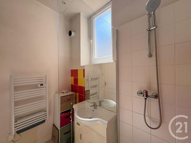 Appartement F2 à vendre - 2 pièces - 36.59 m2 - VILLEURBANNE - 69 - RHONE-ALPES - Century 21 Grande Rue