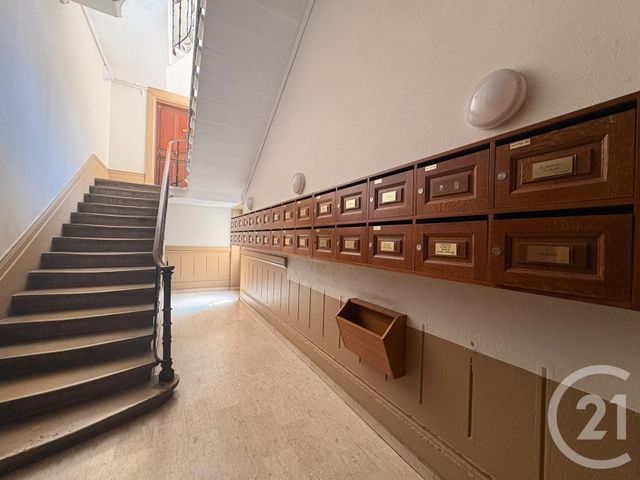 Appartement F2 à vendre - 2 pièces - 36.59 m2 - VILLEURBANNE - 69 - RHONE-ALPES - Century 21 Grande Rue