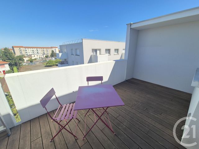 Appartement T4 à vendre - 4 pièces - 73.88 m2 - VENISSIEUX - 69 - RHONE-ALPES - Century 21 Grande Rue