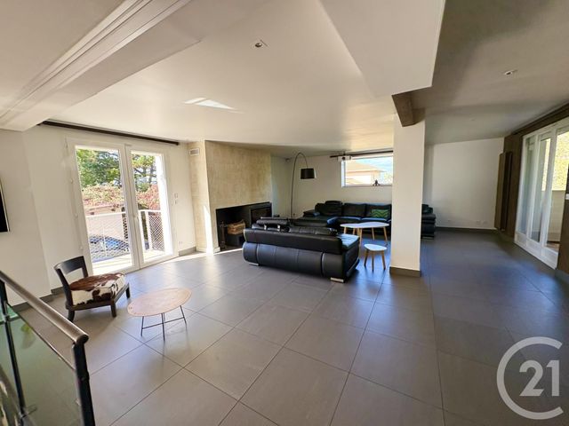 maison à louer - 6 pièces - 296.02 m2 - DOMMARTIN - 69 - RHONE-ALPES - Century 21 Grande Rue