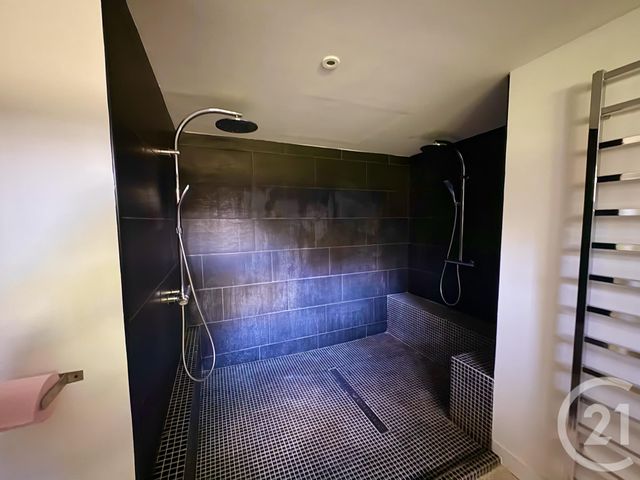 maison à louer - 6 pièces - 296.02 m2 - DOMMARTIN - 69 - RHONE-ALPES - Century 21 Grande Rue