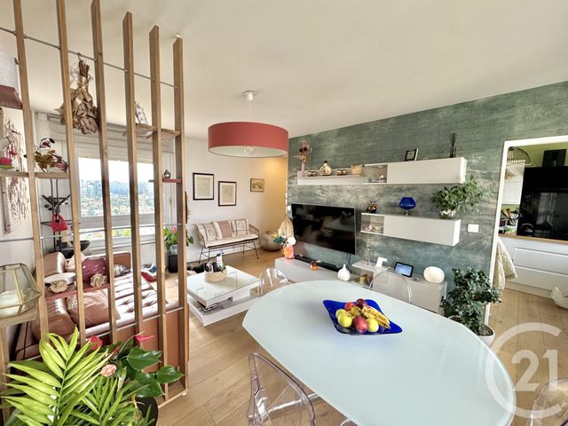 Afficher la photo en grand Appartement T3 à vendre - 3 pièces - 73.45 m2 - OULLINS - 69 - RHONE-ALPES - Century 21 Grande Rue