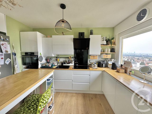 Afficher la photo en grand Appartement T3 à vendre - 3 pièces - 73.45 m2 - OULLINS - 69 - RHONE-ALPES - Century 21 Grande Rue