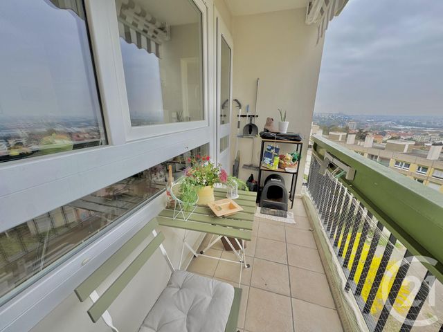 Afficher la photo en grand Appartement T3 à vendre - 3 pièces - 73.45 m2 - OULLINS - 69 - RHONE-ALPES - Century 21 Grande Rue