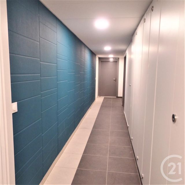 Afficher la photo en grand Appartement F2 à louer - 2 pièces - 40.82 m2 - VILLEURBANNE - 69 - RHONE-ALPES - Century 21 Grande Rue