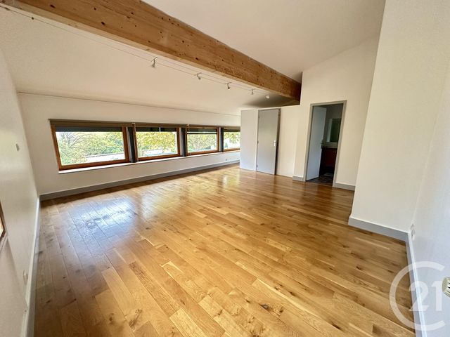 Afficher la photo en grand maison à louer - 5 pièces - 125.58 m2 - ST GENIS LAVAL - 69 - RHONE-ALPES - Century 21 Grande Rue