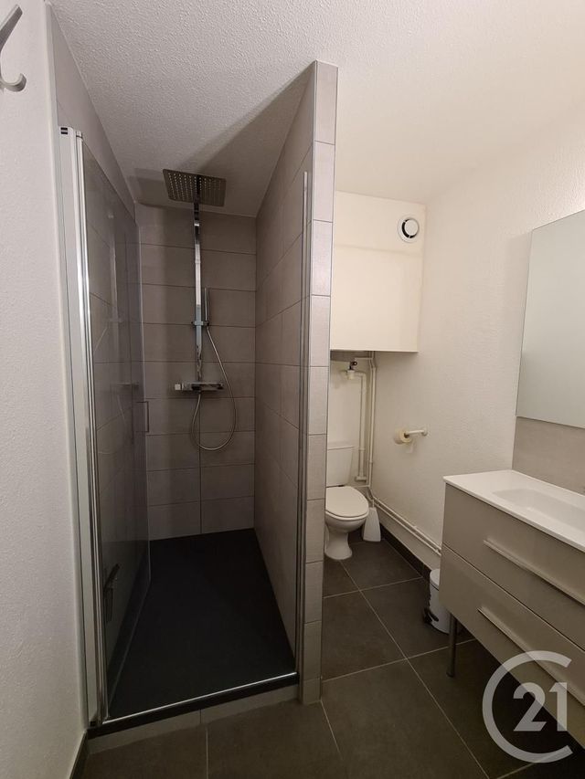 Appartement F1 à louer - 1 pièce - 21.67 m2 - LYON - 69008 - RHONE-ALPES - Century 21 Grande Rue