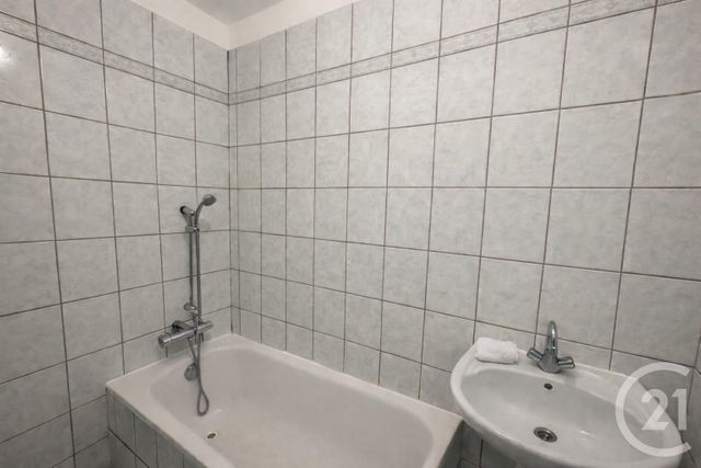 Appartement T5 à vendre - 5 pièces - 91.94 m2 - OULLINS - 69 - RHONE-ALPES - Century 21 Grande Rue