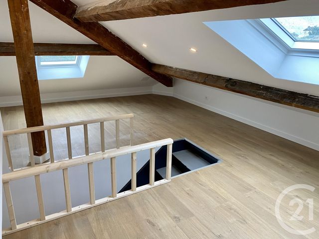 maison à louer - 4 pièces - 81.53 m2 - BRON - 69 - RHONE-ALPES - Century 21 Grande Rue