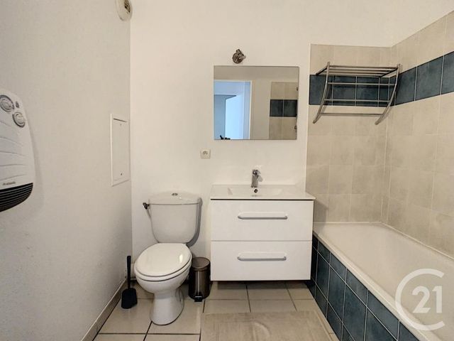 Appartement F2 à louer - 2 pièces - 33.05 m2 - VENISSIEUX - 69 - RHONE-ALPES - Century 21 Grande Rue