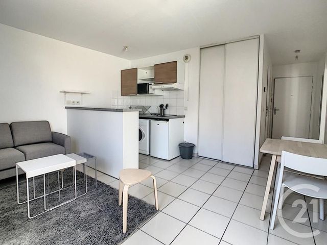 Appartement F2 à louer - 2 pièces - 33.05 m2 - VENISSIEUX - 69 - RHONE-ALPES - Century 21 Grande Rue
