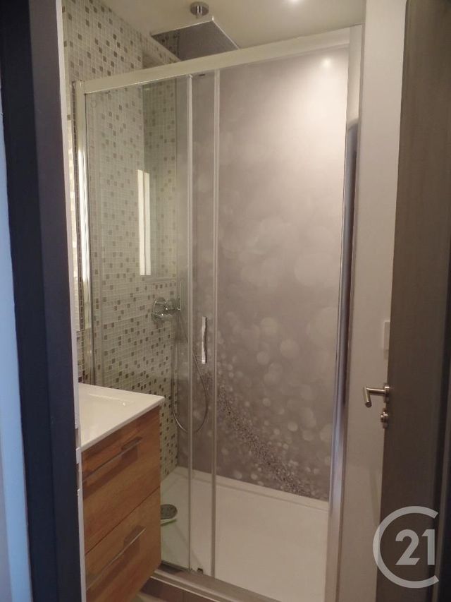 Appartement F1 à louer - 1 pièce - 28.62 m2 - LYON - 69003 - RHONE-ALPES - Century 21 Grande Rue