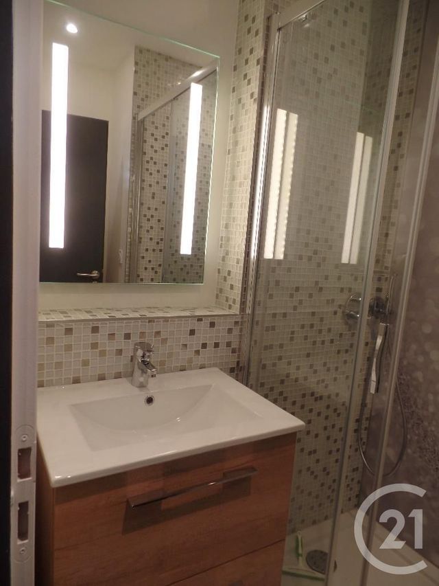 Appartement F1 à louer - 1 pièce - 28.62 m2 - LYON - 69003 - RHONE-ALPES - Century 21 Grande Rue