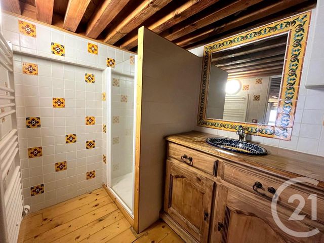 Appartement F3 bis à louer - 3 pièces - 101.42 m2 - LYON - 69004 - RHONE-ALPES - Century 21 Grande Rue