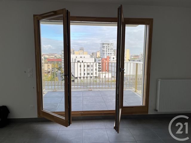 Appartement à louer - 2 pièces - 42.17 m2 - LYON - 69008 - RHONE-ALPES - Century 21 Grande Rue