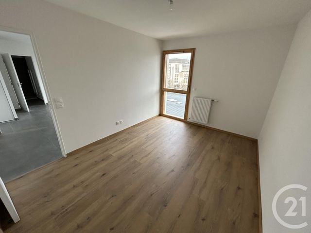 Appartement à louer - 2 pièces - 42.17 m2 - LYON - 69008 - RHONE-ALPES - Century 21 Grande Rue