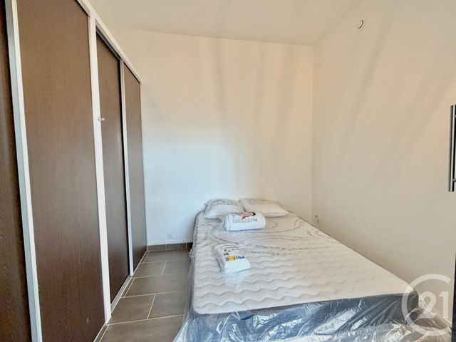 Appartement T2 à louer - 2 pièces - 34.9 m2 - OULLINS - 69 - RHONE-ALPES - Century 21 Grande Rue