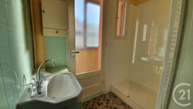 Appartement à louer - 3 pièces - 52.7 m2 - VILLEURBANNE - 69 - RHONE-ALPES - Century 21 Grande Rue