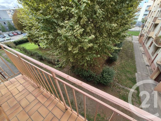 Appartement à louer - 3 pièces - 52.7 m2 - VILLEURBANNE - 69 - RHONE-ALPES - Century 21 Grande Rue