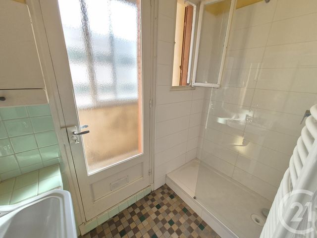 Appartement à louer - 3 pièces - 52.7 m2 - VILLEURBANNE - 69 - RHONE-ALPES - Century 21 Grande Rue