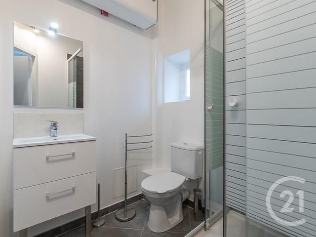 Appartement T1 à louer - 1 pièce - 21.62 m2 - LYON - 69008 - RHONE-ALPES - Century 21 Grande Rue