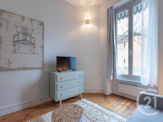 Appartement T1 à louer - 1 pièce - 21.62 m2 - LYON - 69008 - RHONE-ALPES - Century 21 Grande Rue