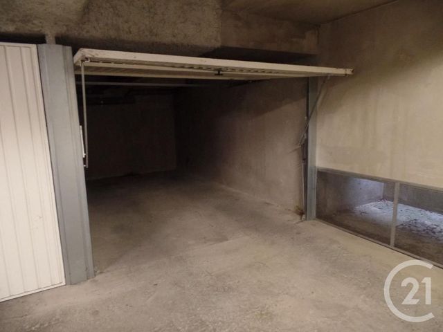 parking à louer - 14.0 m2 - LYON - 69003 - RHONE-ALPES - Century 21 Grande Rue