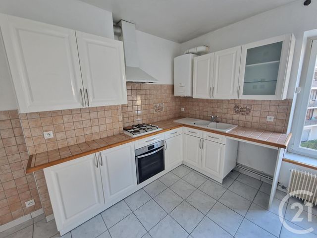 Appartement T3 à vendre - 3 pièces - 57.61 m2 - OULLINS - 69 - RHONE-ALPES - Century 21 Grande Rue