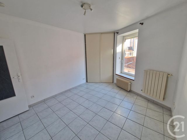 Appartement T3 à vendre - 3 pièces - 57.61 m2 - OULLINS - 69 - RHONE-ALPES - Century 21 Grande Rue