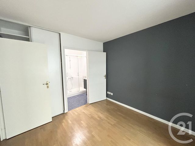 Appartement T2 à louer - 2 pièces - 44.58 m2 - LYON - 69003 - RHONE-ALPES - Century 21 Grande Rue