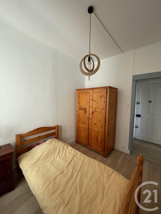 Appartement T2 à louer - 2 pièces - 42.07 m2 - OULLINS - 69 - RHONE-ALPES - Century 21 Grande Rue