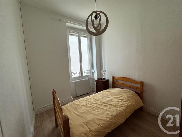 Appartement T2 à louer - 2 pièces - 42.07 m2 - OULLINS - 69 - RHONE-ALPES - Century 21 Grande Rue