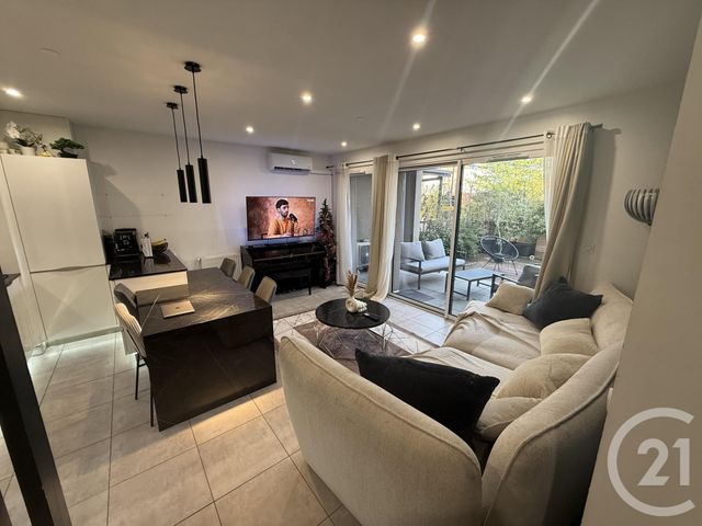 Appartement T2 à louer - 2 pièces - 43.75 m2 - 69 - RHONE-ALPES - Century 21 Grande Rue