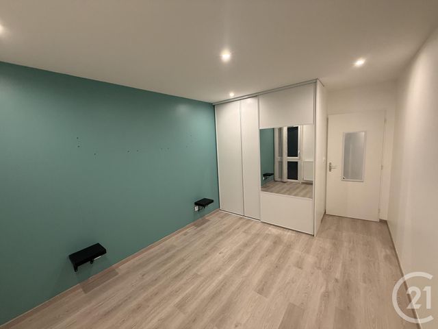 Appartement T2 à louer - 2 pièces - 43.75 m2 - 69 - RHONE-ALPES - Century 21 Grande Rue