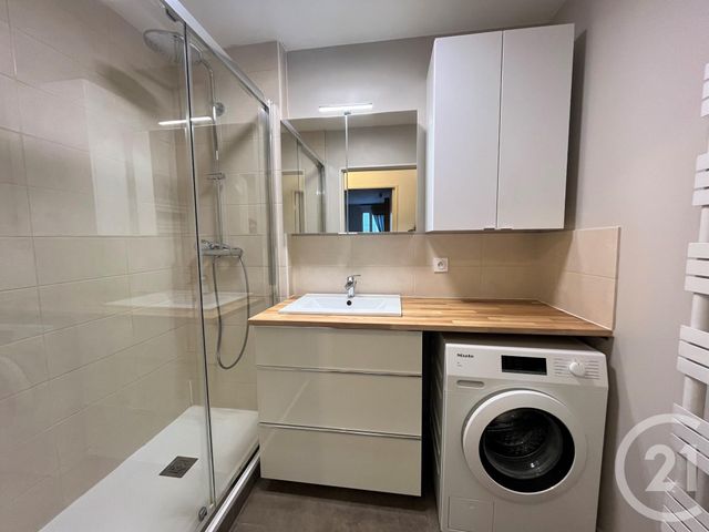 Appartement F2 à louer - 2 pièces - 54.37 m2 - LYON - 69006 - RHONE-ALPES - Century 21 Grande Rue