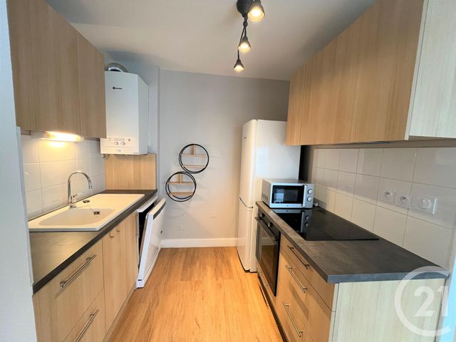 Appartement F2 à louer - 2 pièces - 54.37 m2 - LYON - 69006 - RHONE-ALPES - Century 21 Grande Rue