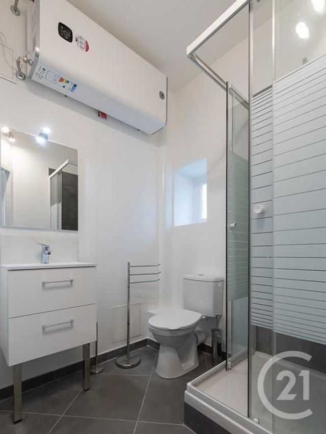 Appartement T1 à louer - 1 pièce - 21.62 m2 - LYON - 69008 - RHONE-ALPES - Century 21 Grande Rue