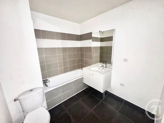 Appartement F2 à vendre - 2 pièces - 43.48 m2 - OULLINS - 69 - RHONE-ALPES - Century 21 Grande Rue