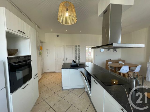 Appartement à louer - 3 pièces - 51.59 m2 - OULLINS - 69 - RHONE-ALPES - Century 21 Grande Rue